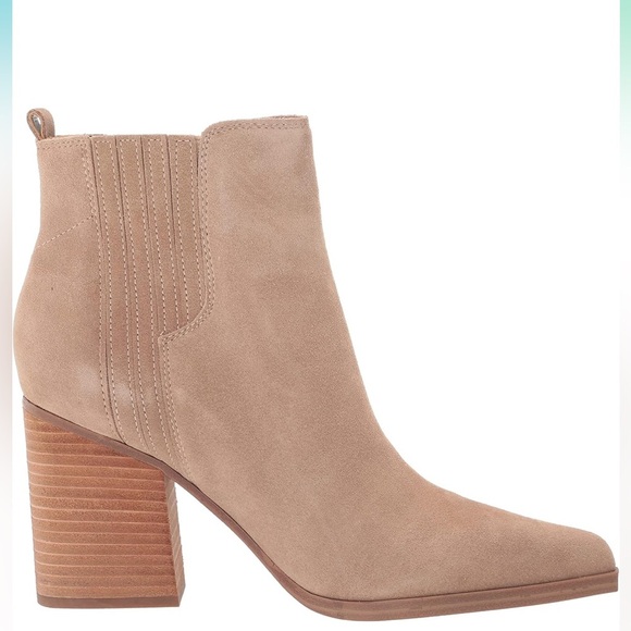 Oshay Pointed Toe Bootie Women Sz 4
Marc Fisher LTD Walnut Suede New - Picture 14 of 15